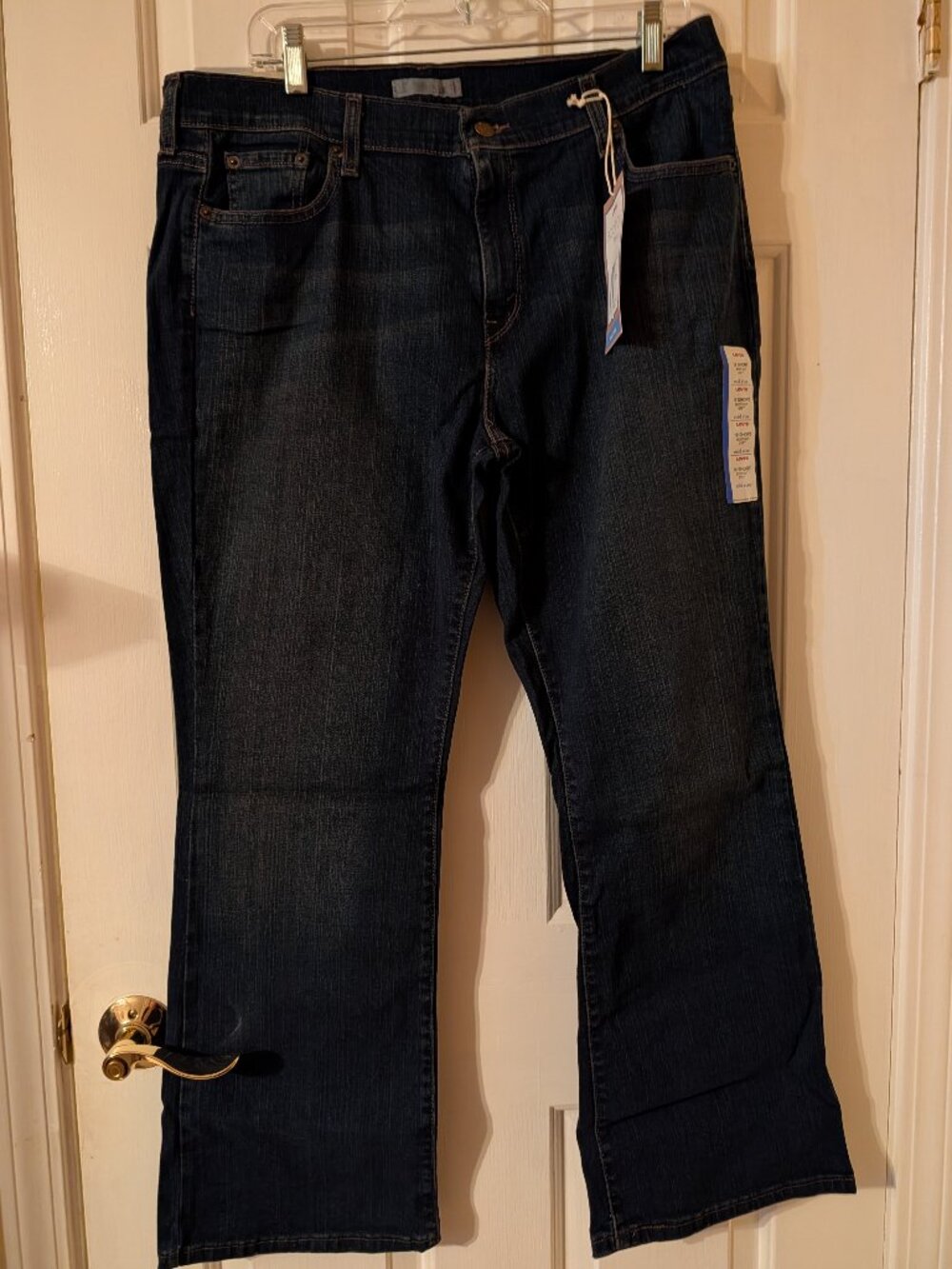 Levi's Boot Cut 515 Mid Rise ~ 16S